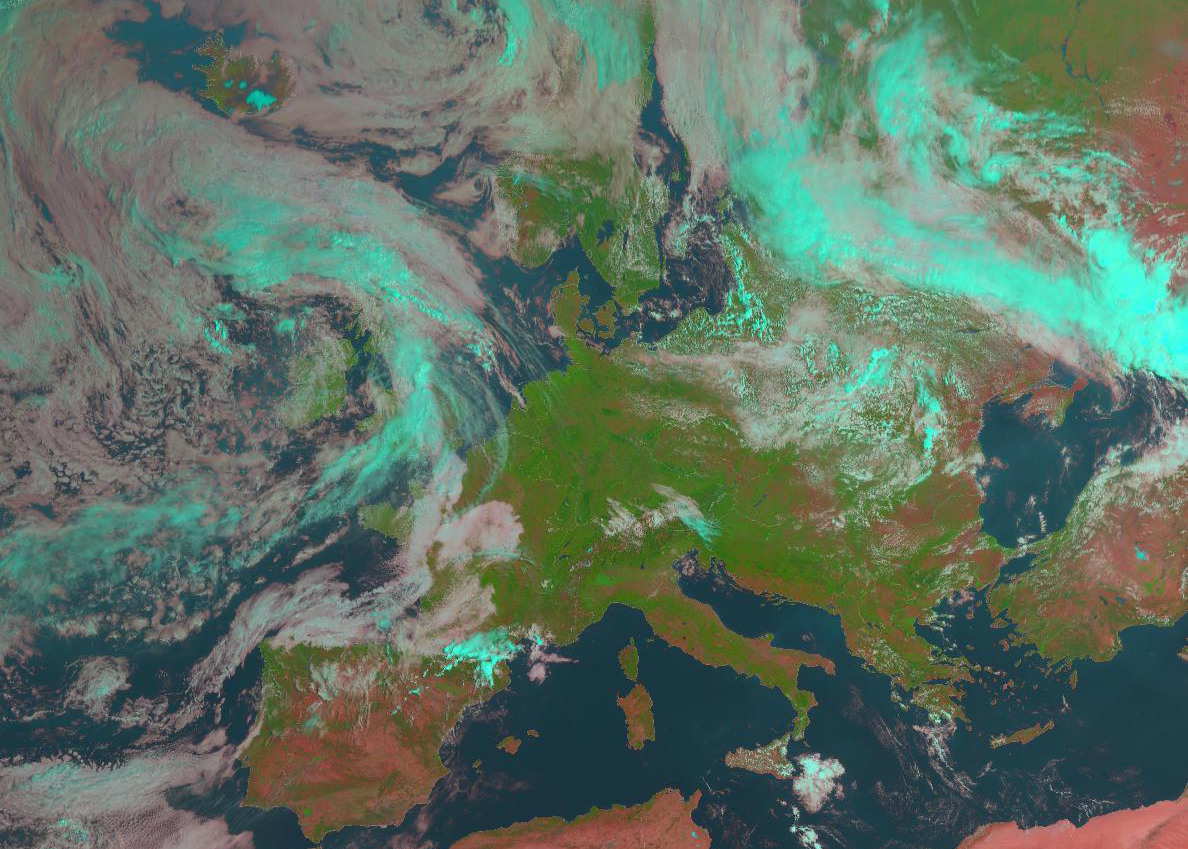 EUMETSAT satelīta attēls 23. augustā dienas vidū