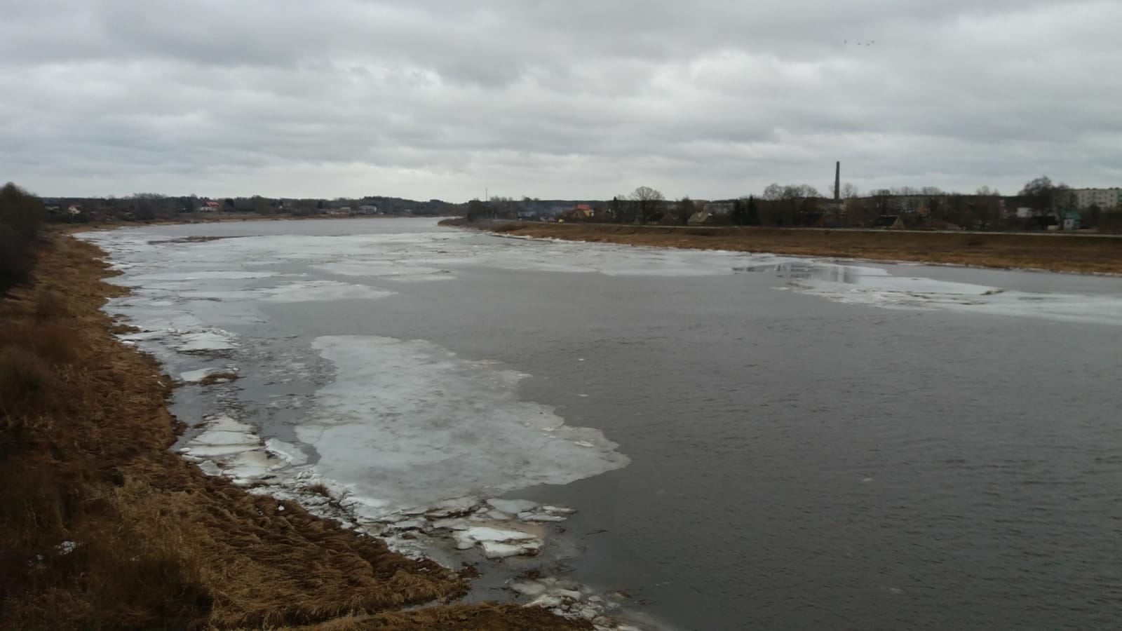 Daugava pie Jēkabpils 2019. gada 5. martā (foto: V. Kudrjavskis).